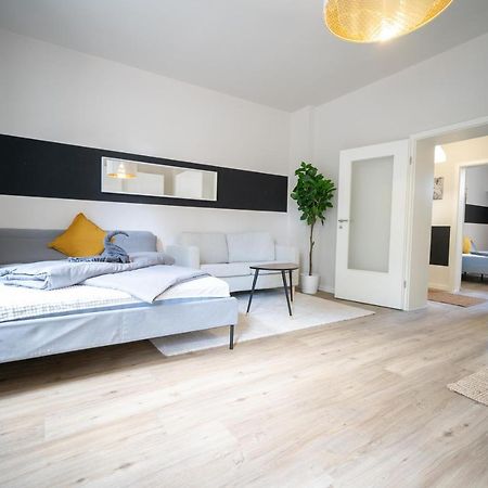 Fullhouse - Zwickau - L96 - Smarttv - Nespresso - 2 Queensize Beds Bagian luar foto